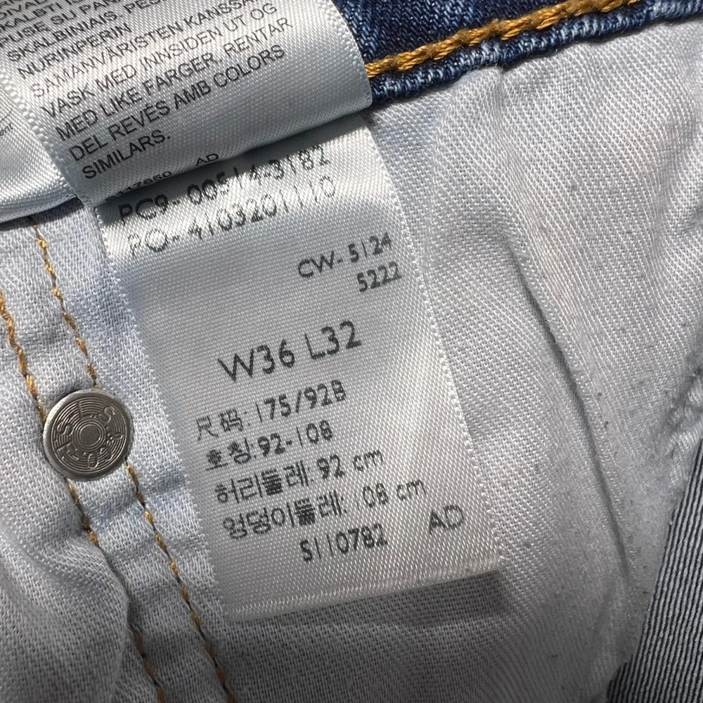 Levis 514 Straight Fit Mens Jeans Blue Denim 36x32 Distressed Stretch